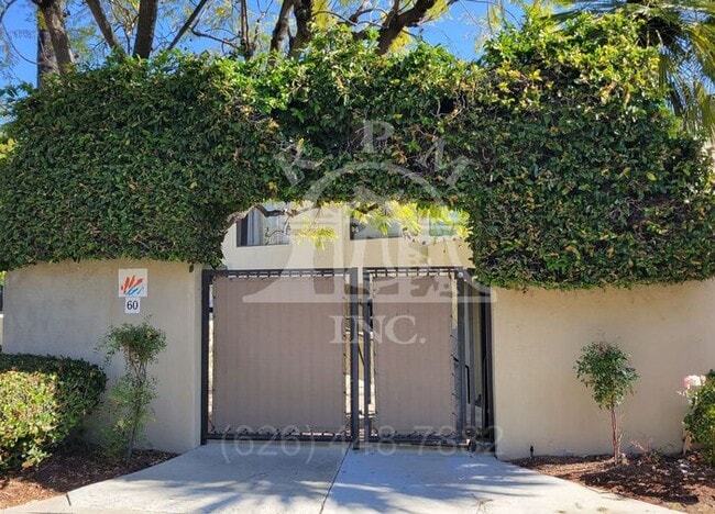 property at 13104 Glen Ct