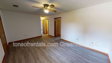 119 Lacey Ln in Spartanburg, SC - Building Photo - Building Photo
