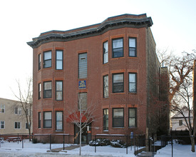 710 Selby Ave in St. Paul, MN - Building Photo - Building Photo