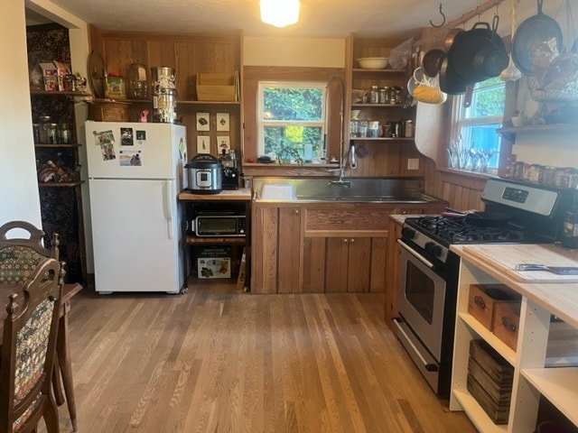 8950 NE Emerson St in Portland, OR - Foto de edificio - Building Photo