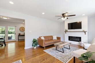 209 Hazelwood Dr in Hendersonville, TN - Building Photo - Building Photo