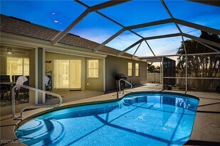 2014 NW 25th Pl in Cape Coral, FL - Building Photo