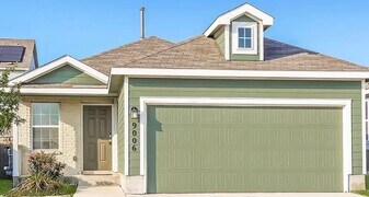 9007 Little Hoss in Converse, TX - Building Photo