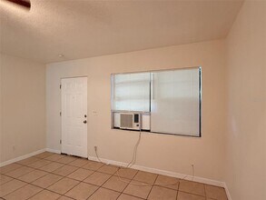 2404 10th St W in Bradenton, FL - Building Photo - Building Photo