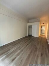 62 Boylston St, Unit 208 in Boston, MA - Building Photo - Building Photo