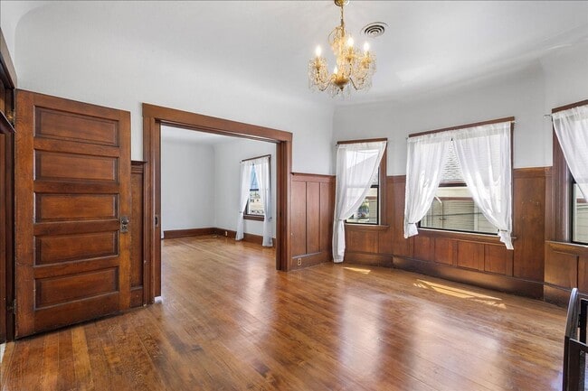 property at 1089 Park Ave