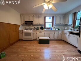 23 Sargent St, Unit 1 in Cambridge, MA - Building Photo