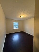 1687 Beechwood Blvd SW in Atlanta, GA - Building Photo - Building Photo