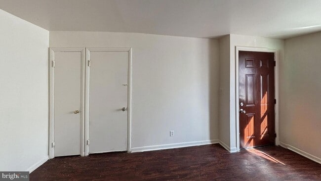 2122 Granite St, Unit 1 in Philadelphia, PA - Building Photo - Building Photo