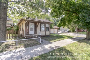 3950 Drexel Dr in Toledo, OH - Building Photo