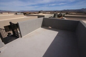 5298 West 3180 South in Hurricane, UT - Building Photo - Building Photo