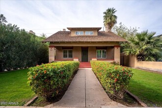 830 N 2nd Ave in Phoenix, AZ - Foto de edificio - Building Photo