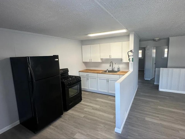 property at 2607 Peoples St