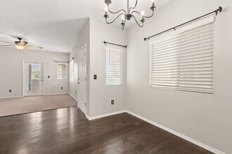 6800 Vista Del Norte Dr NE in Albuquerque, NM - Building Photo - Building Photo