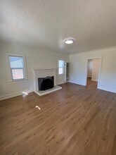 283 E McFarlane Dr in Ventura, CA - Building Photo - Building Photo