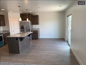 3098 S Relic Ridge Dr in Saint George, UT - Building Photo - Building Photo