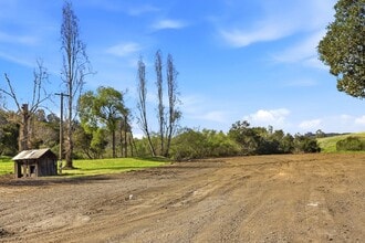 112 Dunbarton Rd in Aromas, CA - Building Photo - Building Photo