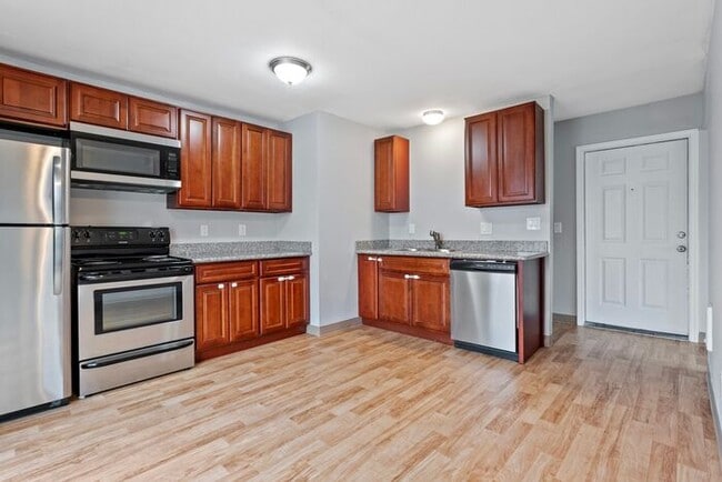 property at 2747 SE Chestnut St