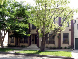 512 N Alexandria Ave Apartamentos