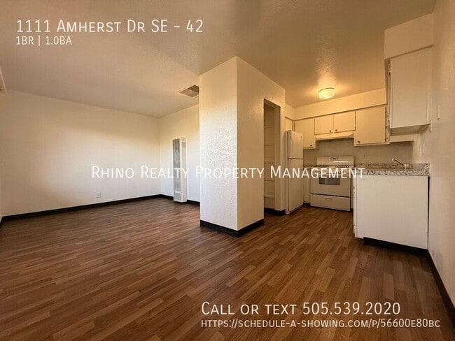 1111 Amherst Dr SE in Albuquerque, NM - Foto de edificio - Building Photo
