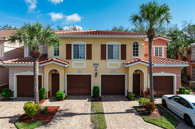 Villagio in Estero, FL - Foto de edificio - Building Photo