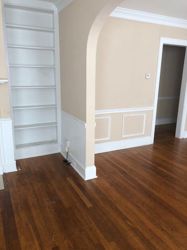 719 Grandin Rd in Charlotte, NC - Building Photo - Building Photo