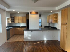 496 Howard St in Ventura, CA - Building Photo - Building Photo