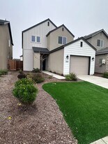 30536 Delancy Rd in Visalia, CA - Building Photo