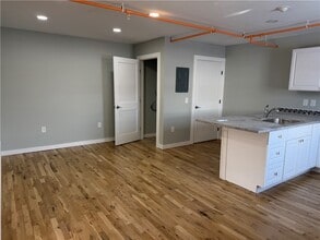 123 W Market St in Corning, NY - Building Photo - Building Photo