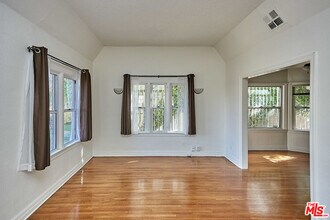 1253 Keniston Ave in Los Angeles, CA - Building Photo - Building Photo