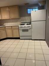 57 Foote Ave, Unit #1 in Staten Island, NY - Foto de edificio - Building Photo