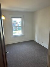 1129 Brown Ave, Unit 2 in Erie, PA - Building Photo - Building Photo