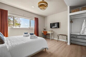 9150 10th Ave in Hesperia, CA - Building Photo - Building Photo