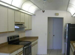 1649 Georgetowne Blvd in Sarasota, FL - Building Photo - Building Photo