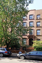 498 3rd St Apartments