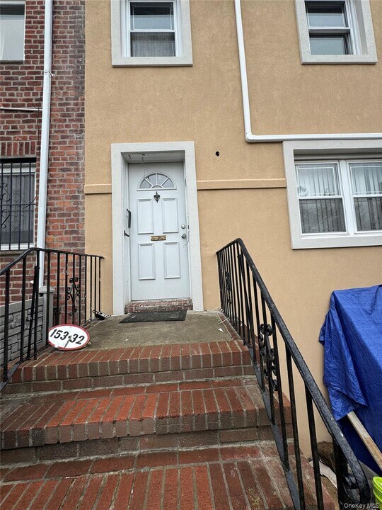 153-32-153-77 Avenue in New York, NY - Building Photo