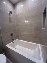 4231 S Champlain Ave in Chicago, IL - Foto de edificio - Building Photo