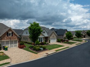 Creekstone Point in Cumming, GA - Building Photo - Building Photo