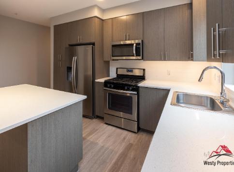 110 N Blandena St in Portland, OR - Foto de edificio - Building Photo