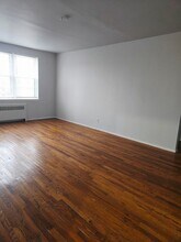 10 S West St in Allentown, PA - Building Photo - Building Photo