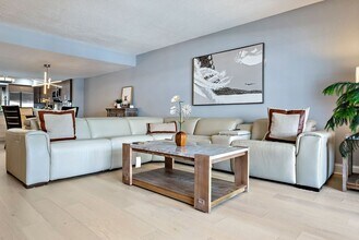 637 Pinellas Bayway S in St. Petersburg, FL - Building Photo - Building Photo