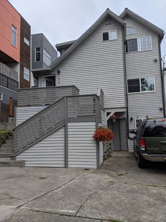 916 Martin Luther King Jr Way S. in Seattle, WA - Foto de edificio