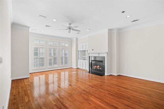 property at 2150 Bancroft Ln