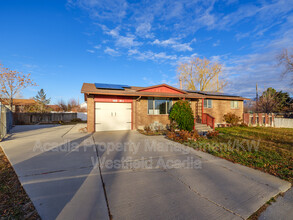 2730 W 7460 S in West Jordan, UT - Building Photo - Building Photo