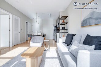 360 H St NW-Unit -FL4-ID418 in Washington, DC - Foto de edificio - Building Photo