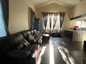 1134 Adele Ln in San Marcos, CA - Building Photo - Building Photo