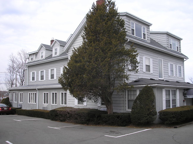 Templar House in Cohasset, MA - Building Photo - Building Photo