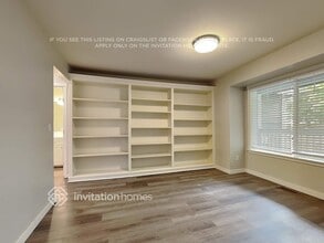 5631 Komachin Loop SE in Lacey, WA - Building Photo - Building Photo