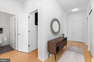 2101 Market St in Philadelphia, PA - Building Photo - Building Photo