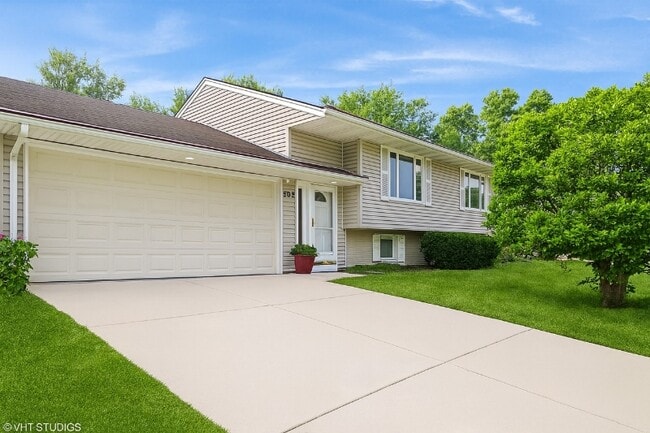property at 502 Estate Dr